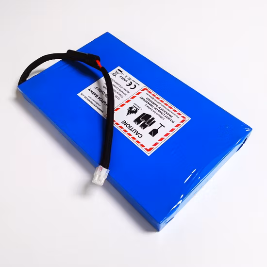 Batería de arranque de motocicleta de 12V de alto CCA 12,8 V 3ah 4ah 5ah 6ah 7ah LiFePO4 CCA 300A paquete de batería con indicador LED